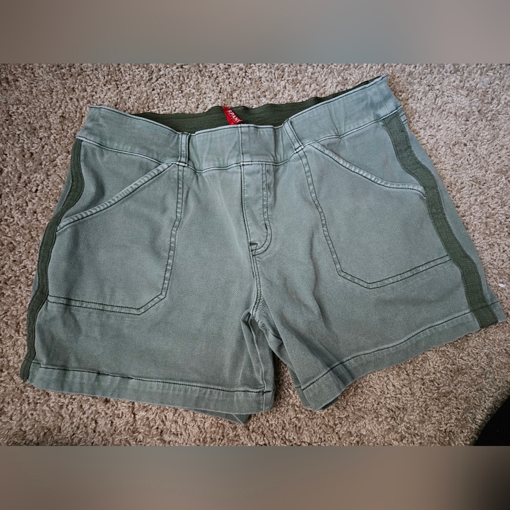 SPANX Olive Green Women's Shorts